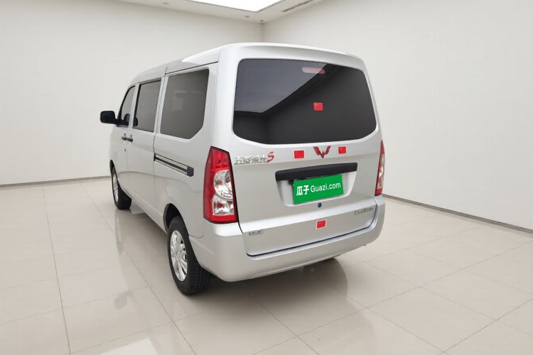 Used Wuling Rongguang S 2023 1.5L Base Version 5/7 Seats Exterior 3
