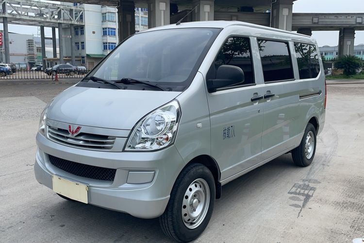 Used Wuling Rongguang S 2023 1.5L Base Version 5/7 Seats Exterior 3