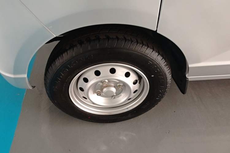 Used Wuling Rongguang S 2023 1.5L Base Version 5/7 Seats Exterior 4