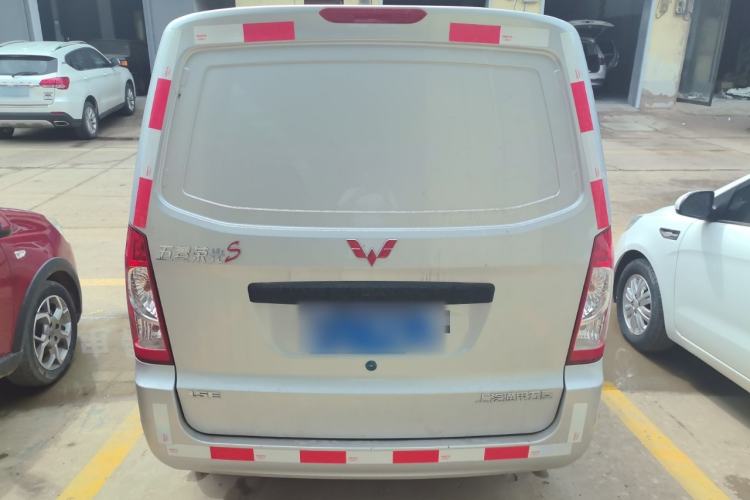 Used Wuling Rongguang S 2023 1.5L Basic Enclosed-Window Vehicle 2 Seats Exterior 4