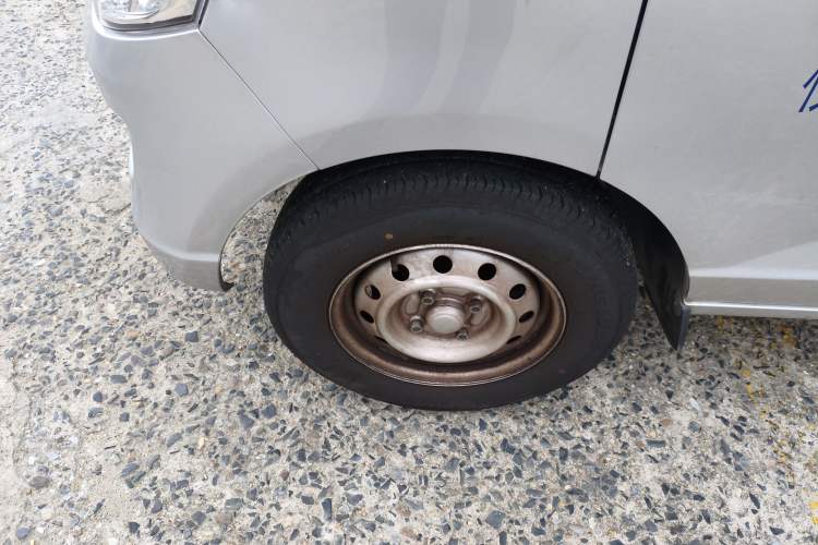 Used Wuling Rongguang S 2023 1.5L Base Version 5/7 Seats Exterior 7