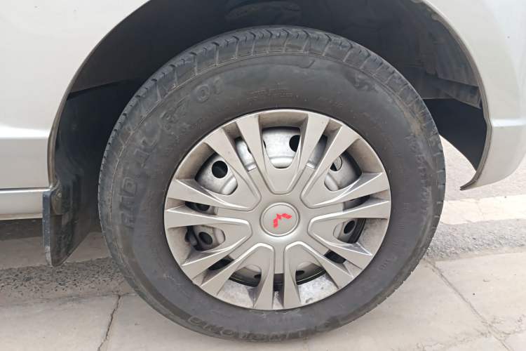 Used Wuling Rongguang S 2023 1.5L Base Version 5/7 Seats Exterior 7