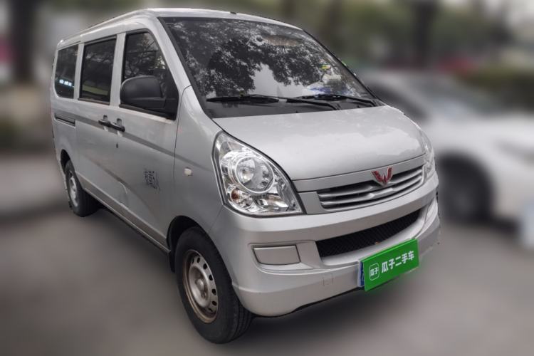 Used Wuling Rongguang S 2023 1.5L Base Version 5/7 Seats Front Right 45 Deg