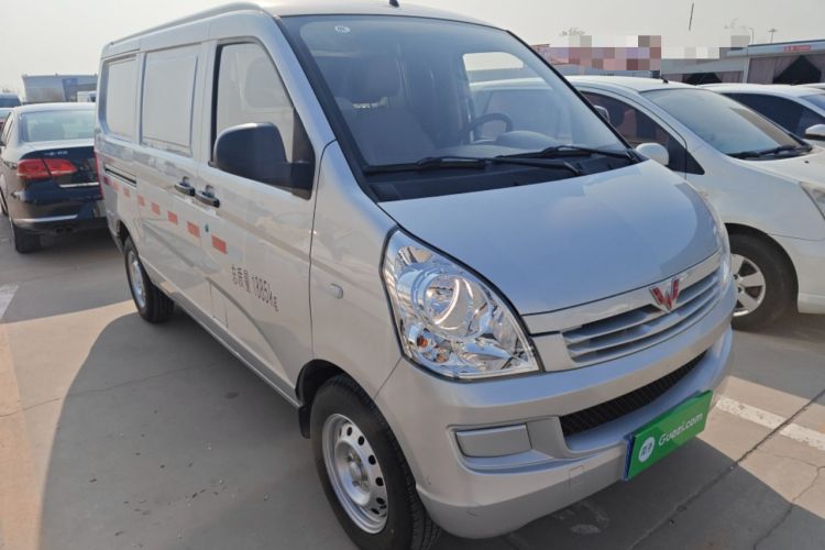 Used Wuling Rongguang S 2023 1.5L Basic Enclosed-Window Vehicle 2 Seats Front Right 45 Deg