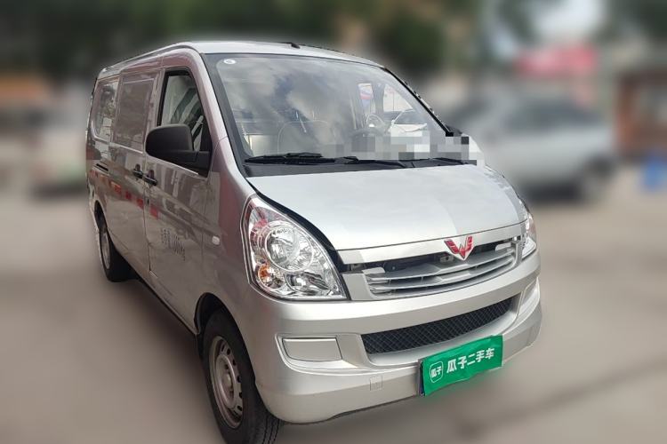 Used Wuling Rongguang S 2023 1.5L Basic Enclosed-Window Vehicle 2 Seats Front Right 45 Deg