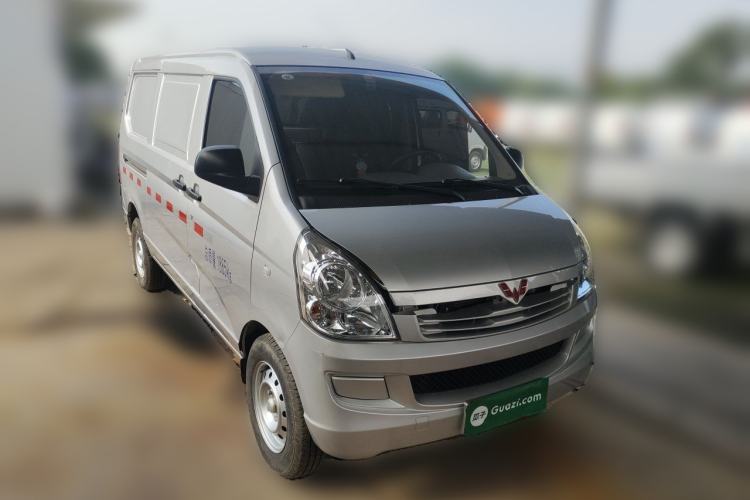 Used Wuling Rongguang S 2023 1.5L Basic Enclosed-Window Vehicle 2 Seats Front Right 45 Deg