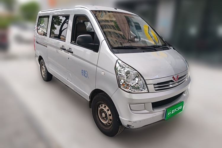 Used Wuling Rongguang S 2023 1.5L Base Version 5/7 Seats Front Right 45 Deg