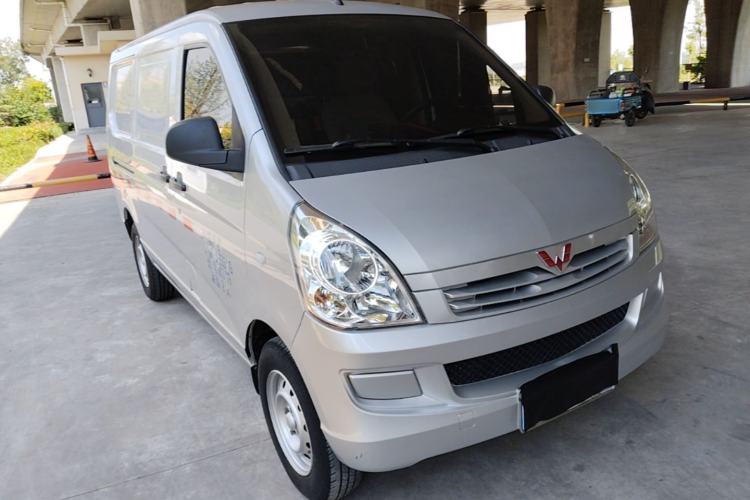 Used Wuling Rongguang S 2023 1.5L Basic Enclosed-Window Vehicle 2 Seats Front Right 45 Deg