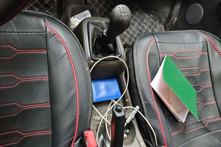 Used Wuling Rongguang S 2023 1.5L Base Version 5/7 Seats Gear Lever