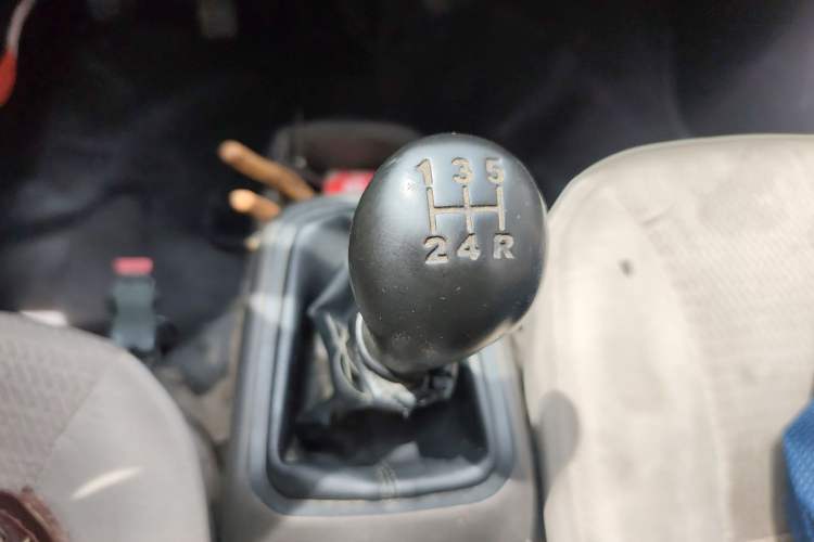 Used Wuling Rongguang S 2023 1.5L Basic Enclosed-Window Vehicle 2 Seats Gear Lever