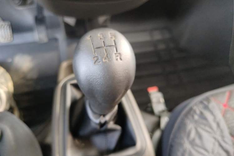 Used Wuling Rongguang S 2023 1.5L Basic Enclosed-Window Vehicle 2 Seats Gear Lever