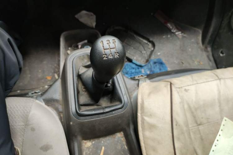 Used Wuling Rongguang S 2023 1.5L Base Version 5/7 Seats Gear Lever