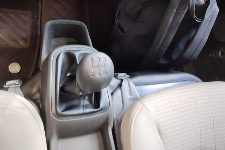 Used Wuling Rongguang S 2023 1.5L Basic Enclosed-Window Vehicle 2 Seats Gear Lever