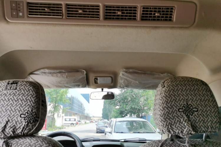 Used Wuling Rongguang S 2023 1.5L Base Version 5/7 Seats Headliner