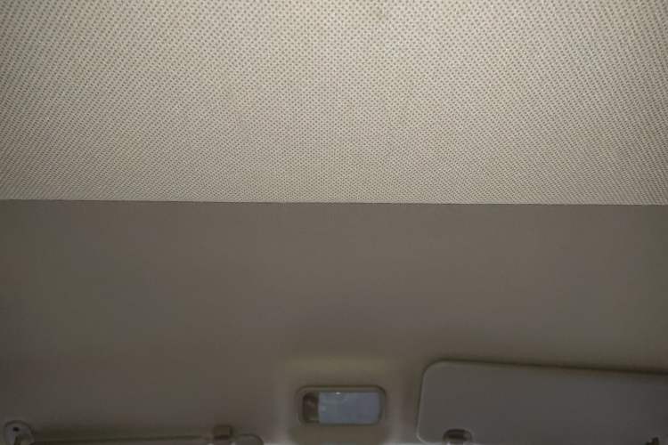 Used Wuling Rongguang S 2023 1.5L Base Version 5/7 Seats Headliner