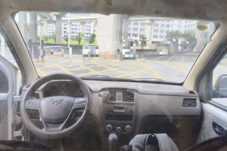 Used Wuling Rongguang S 2023 1.5L Basic Enclosed-Window Vehicle 2 Seats Headliner
