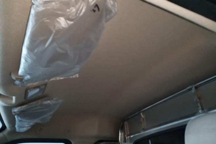 Used Wuling Rongguang S 2023 1.5L Basic Enclosed-Window Vehicle 2 Seats Headliner