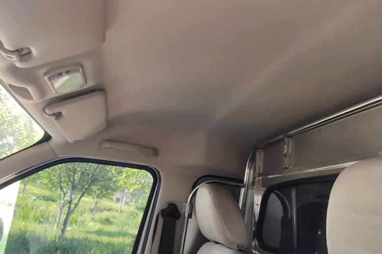 Used Wuling Rongguang S 2023 1.5L Basic Enclosed-Window Vehicle 2 Seats Headliner