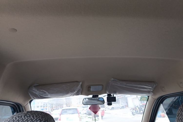Used Wuling Rongguang S 2023 1.5L Base Version 5/7 Seats Headliner