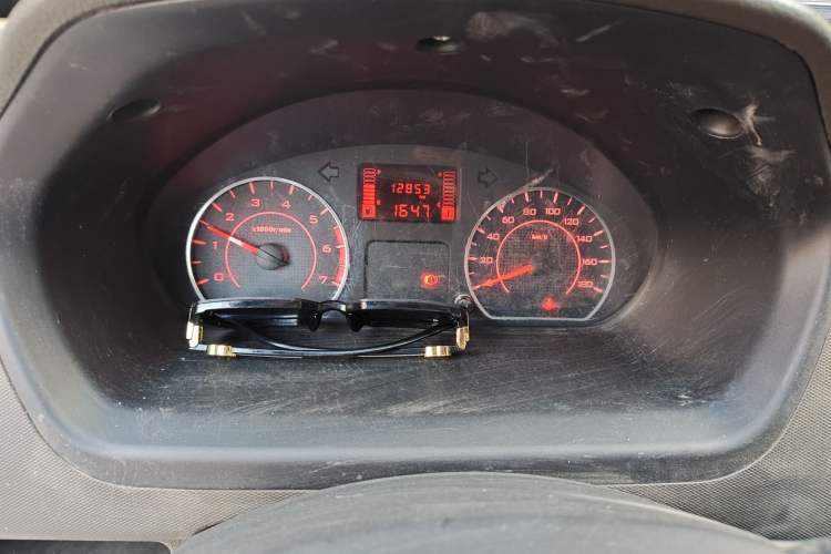 Used Wuling Rongguang S 2023 1.5L Basic Enclosed-Window Vehicle 2 Seats Instrument Cluster