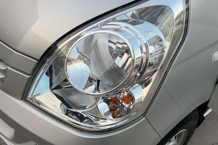 Used Wuling Rongguang S 2023 1.5L Base Version 5/7 Seats Left Front Headlight