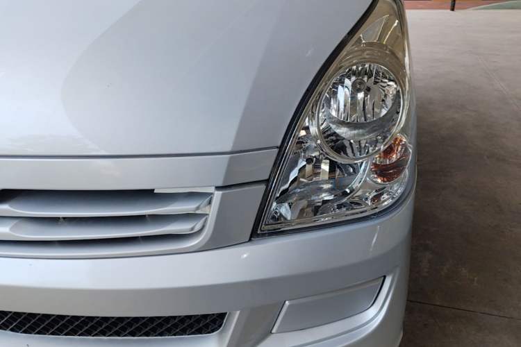 Used Wuling Rongguang S 2023 1.5L Basic Enclosed-Window Vehicle 2 Seats Left Front Headlight