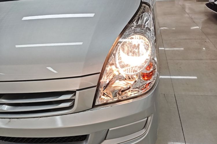 Used Wuling Rongguang S 2023 1.5L Basic Enclosed-Window Vehicle 2 Seats Left Front Headlight