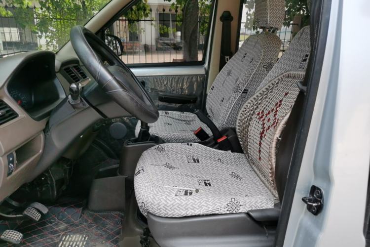 Used Wuling Rongguang S 2023 1.5L Base Version 5/7 Seats Left Front Seat