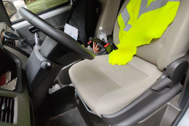 Used Wuling Rongguang S 2023 1.5L Base Version 5/7 Seats Left Front Seat