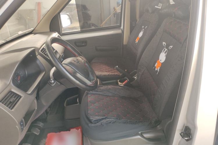 Used Wuling Rongguang S 2023 1.5L Basic Enclosed-Window Vehicle 2 Seats Left Front Seat