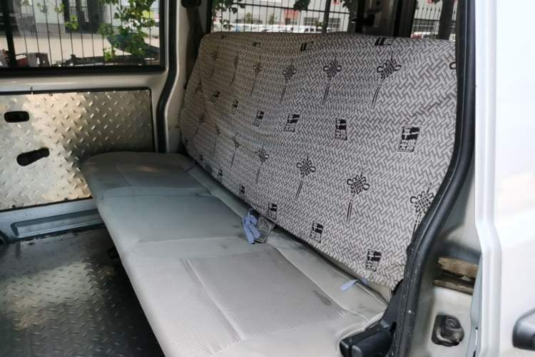 Used Wuling Rongguang S 2023 1.5L Base Version 5/7 Seats Left Rear Seat