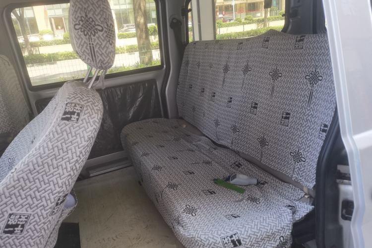 Used Wuling Rongguang S 2023 1.5L Base Version 5/7 Seats Left Rear Seat
