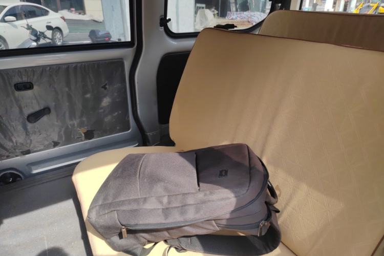Used Wuling Rongguang S 2023 1.5L Base Version 5/7 Seats Left Rear Seat