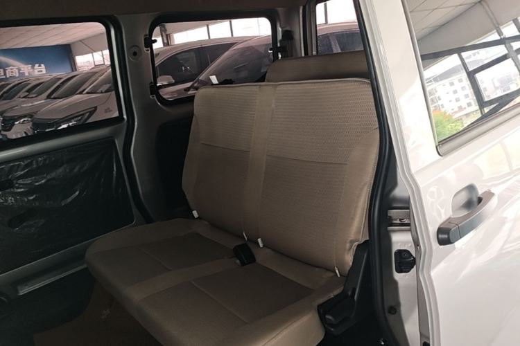 Used Wuling Rongguang S 2023 1.5L Base Version 5/7 Seats Left Rear Seat