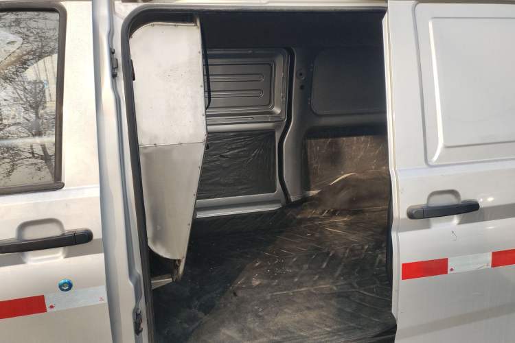 Used Wuling Rongguang S 2023 1.5L Basic Enclosed-Window Vehicle 2 Seats Left Rear Seat