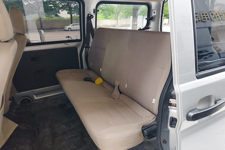 Used Wuling Rongguang S 2023 1.5L Base Version 5/7 Seats Left Rear Seat