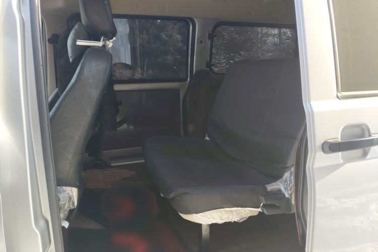 Used Wuling Rongguang S 2023 1.5L Base Version 5/7 Seats Left Rear Seat
