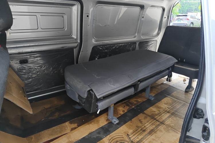 Used Wuling Rongguang S 2023 1.5L Basic Enclosed-Window Vehicle 2 Seats Left Rear Seat