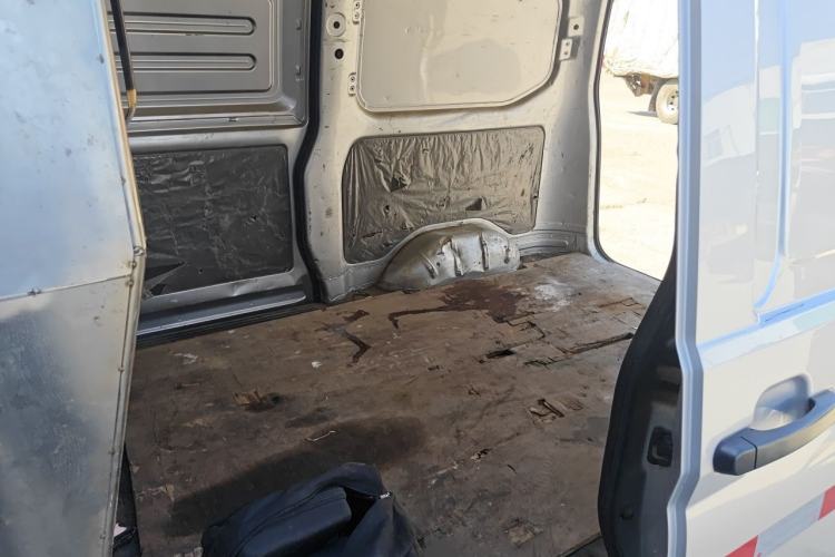 Used Wuling Rongguang S 2023 1.5L Basic Enclosed-Window Vehicle 2 Seats Left Rear Seat