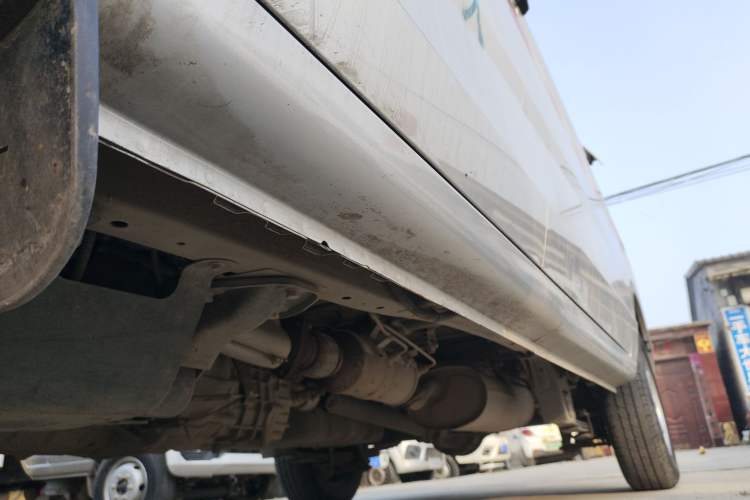 Used Wuling Rongguang S 2023 1.5L Basic Enclosed-Window Vehicle 2 Seats Left Side Sill