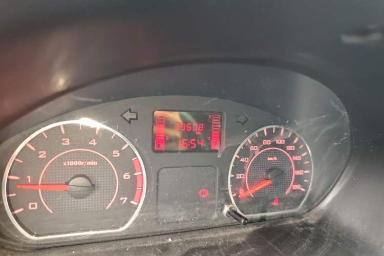 Used Wuling Rongguang S 2023 1.5L Basic Enclosed-Window Vehicle 2 Seats Odometer Close Up