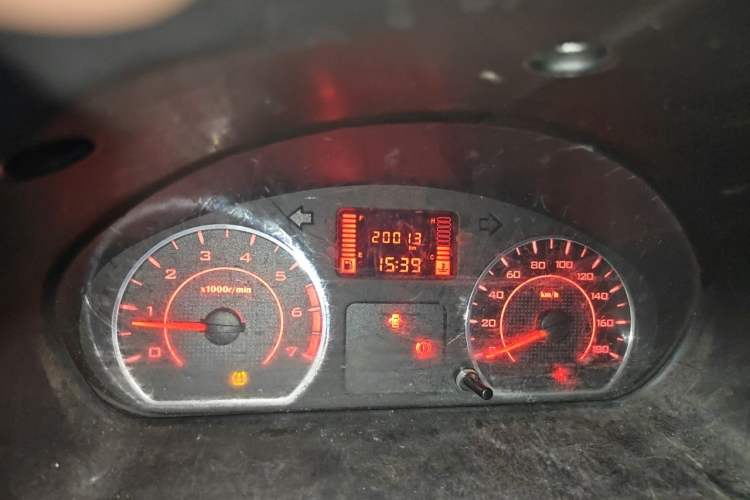 Used Wuling Rongguang S 2023 1.5L Base Version 5/7 Seats Odometer Close Up