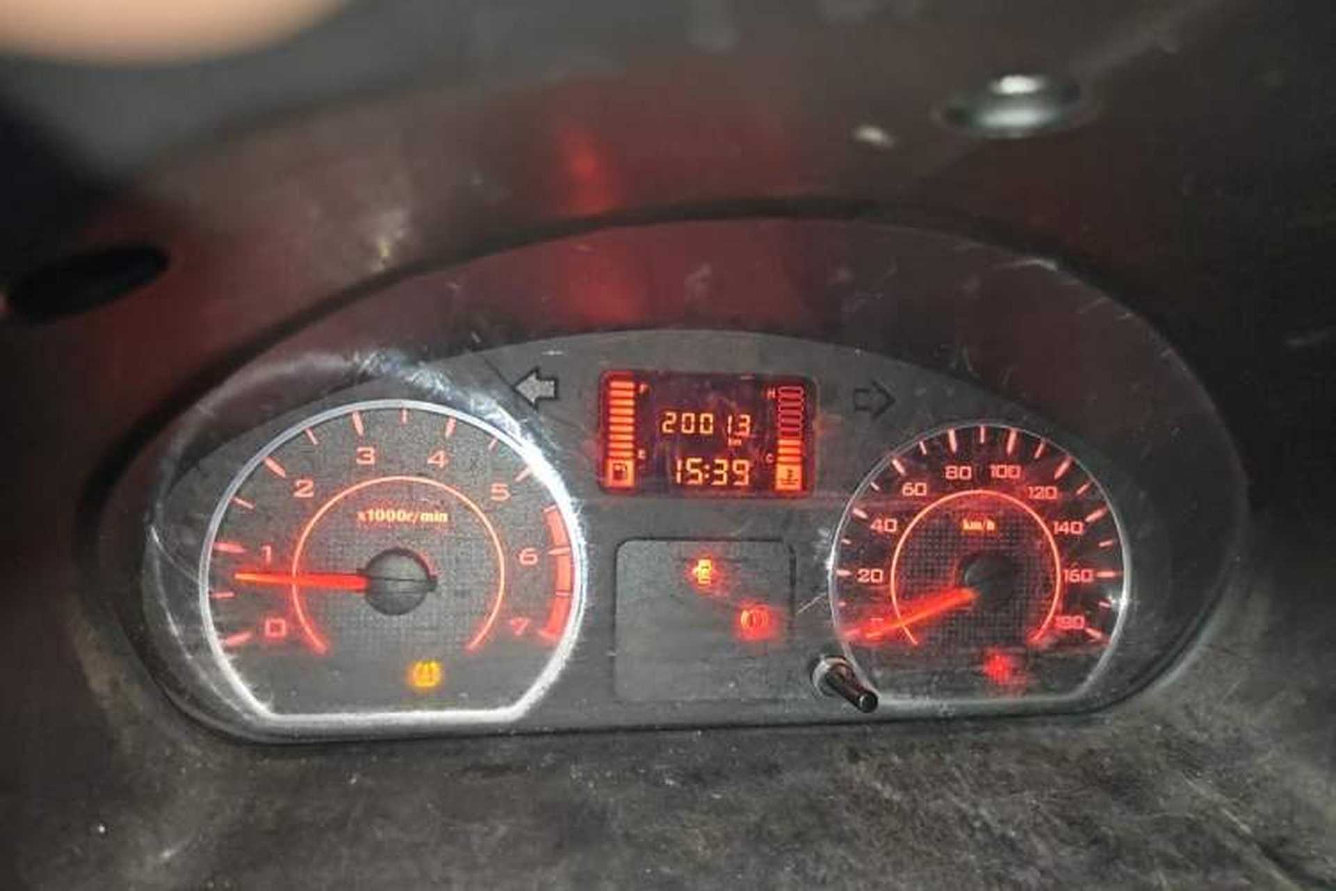 Used Wuling Rongguang S 2023 1.5L Base Version 5/7 Seats Odometer Close Up