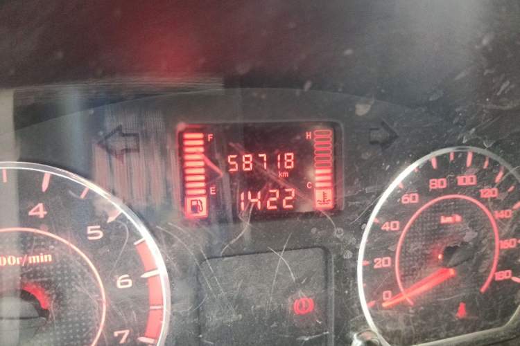 Used Wuling Rongguang S 2023 1.5L Base Version 5/7 Seats Odometer Close Up
