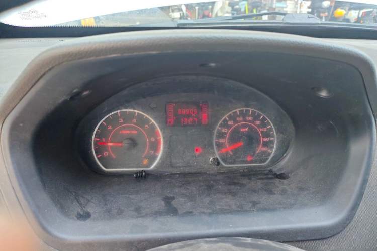 Used Wuling Rongguang S 2023 1.5L Basic Enclosed-Window Vehicle 2 Seats Odometer Close Up