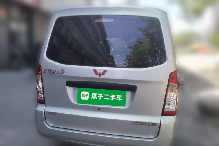 Used Wuling Rongguang S 2023 1.5L Base Version 5/7 Seats Rear