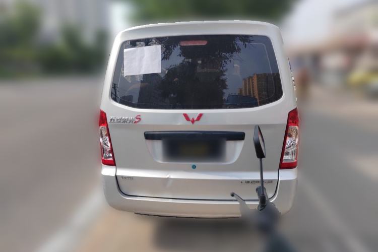 Used Wuling Rongguang S 2023 1.5L Base Version 5/7 Seats Rear