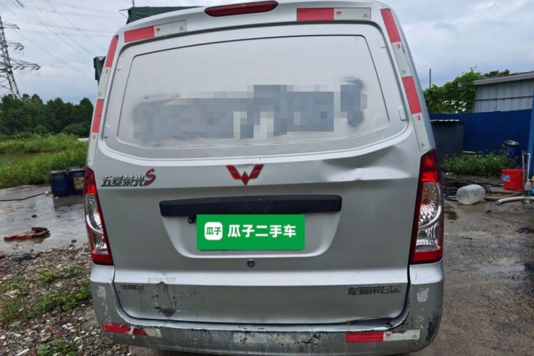 Used Wuling Rongguang S 2023 1.5L Basic Enclosed-Window Vehicle 2 Seats Rear