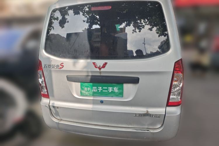 Used Wuling Rongguang S 2023 1.5L Base Version 5/7 Seats Rear