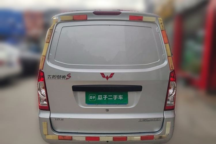 Used Wuling Rongguang S 2023 1.5L Basic Enclosed-Window Vehicle 2 Seats Rear